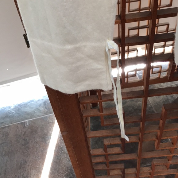 NWT-United Colors of Benetton- Cream wool/nylon and cashmere sweater. Size M - Picture 2 of 7